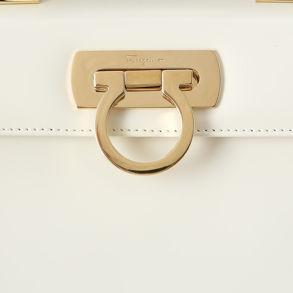 FERRAGAMO(USED)페레가모 켈리 스몰 토트백